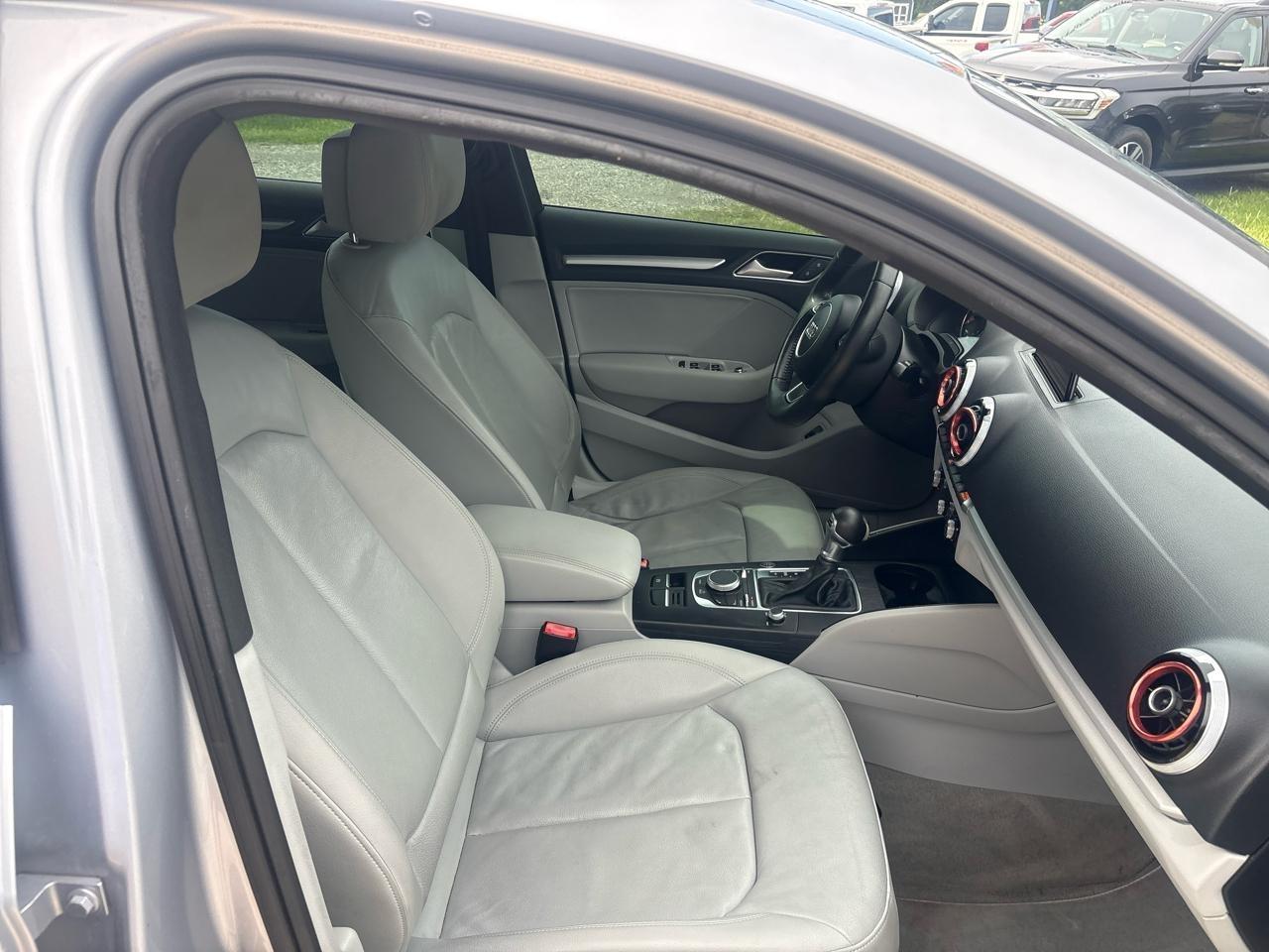 Audi A3 1.8T Premium FWD S tronic 2016