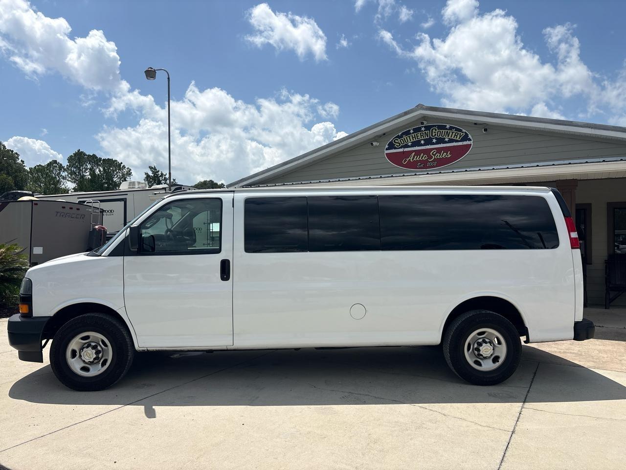 Chevrolet Express LS 3500 Extended 2024