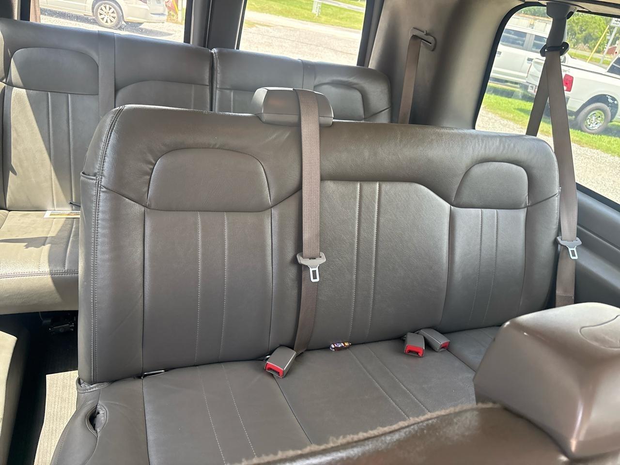 Chevrolet Express LS 3500 Extended 2024
