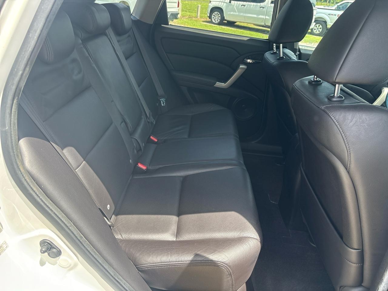 Acura RDX 5-Spd AT SH-AWD with Technology Package 2011