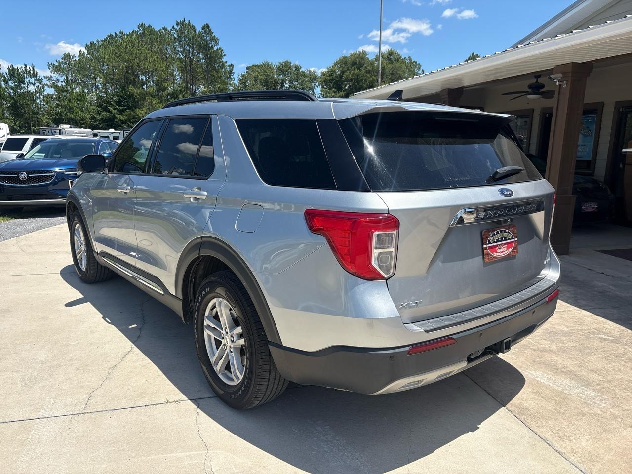 Ford Explorer XLT AWD 2023