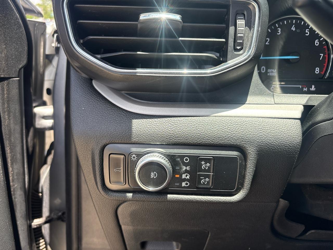 Ford Explorer XLT AWD 2023