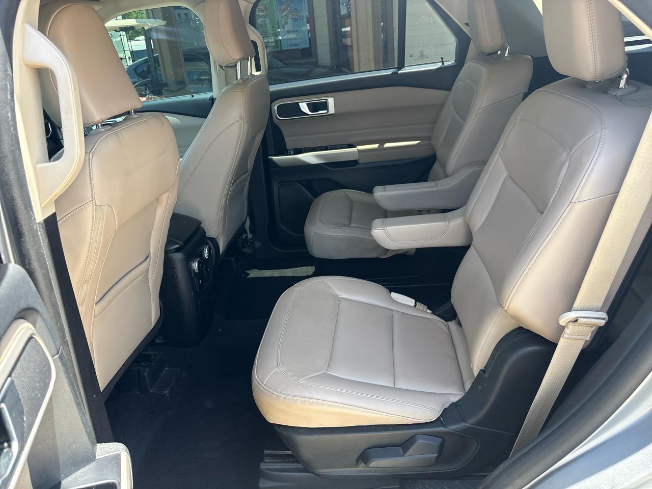 Ford Explorer XLT AWD 2023