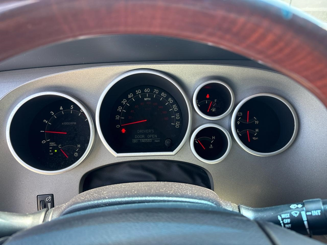 Toyota Sequoia Plantium 2WD 2016