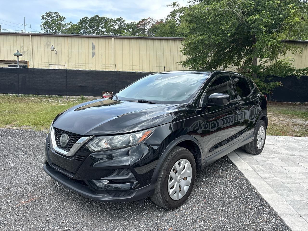 Nissan Rogue Sport S 2020