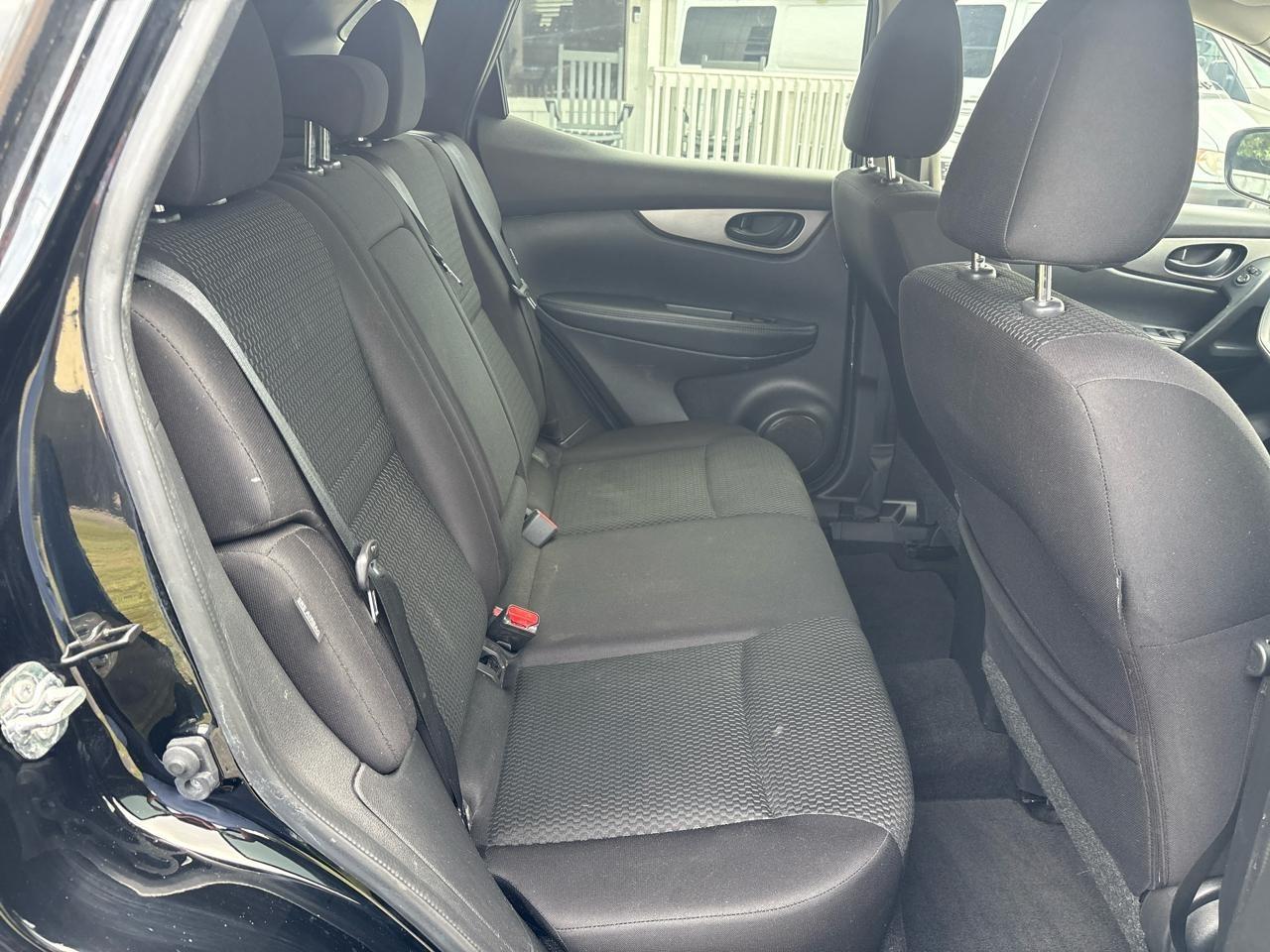 Nissan Rogue Sport S 2020