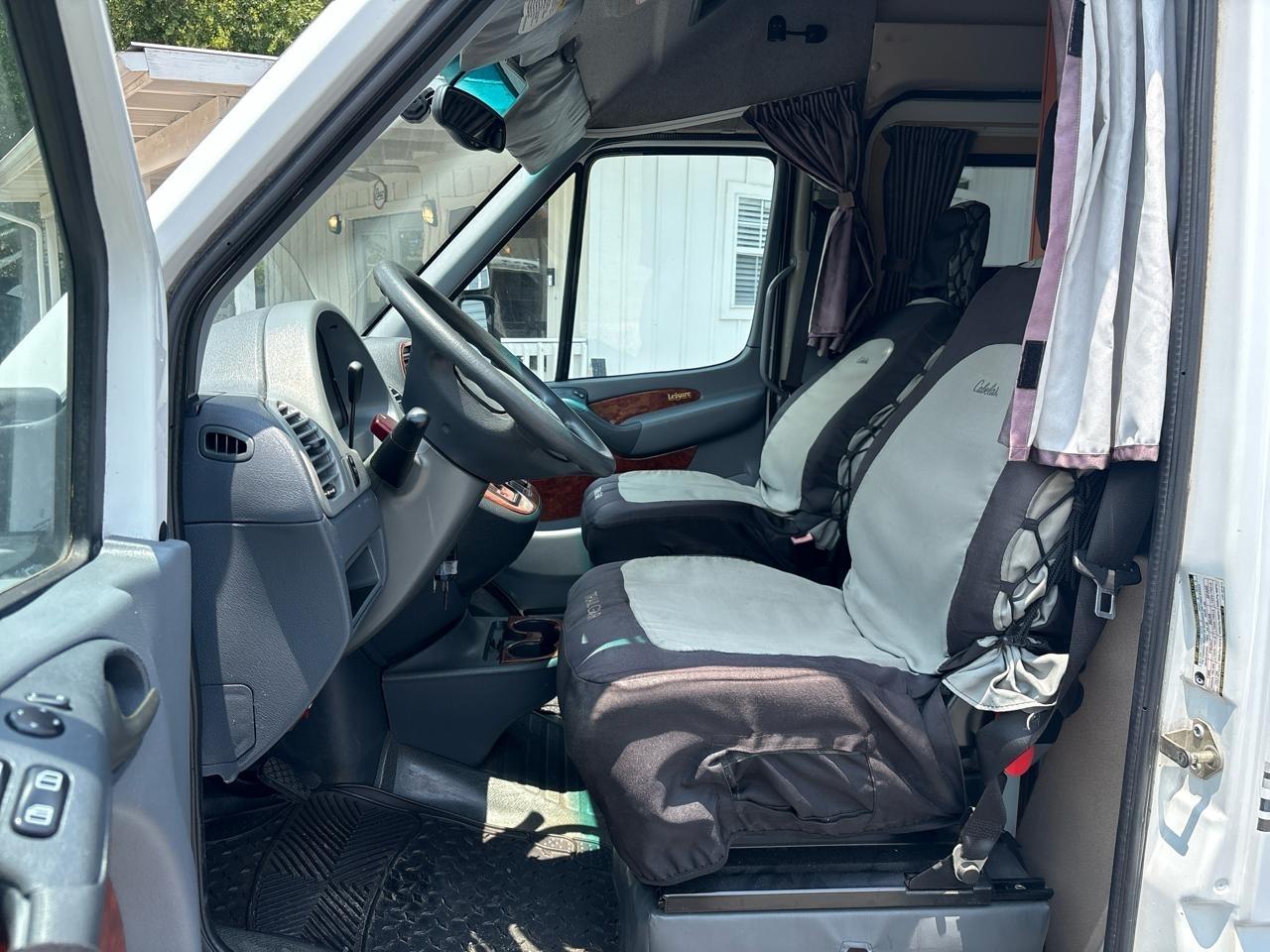 Dodge Sprinter Van 2500 Super High Ceiling 158-in. WB 2006