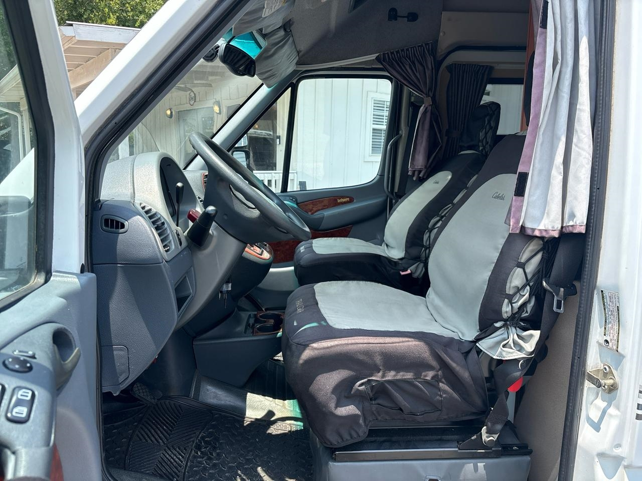 Dodge Sprinter Van 2500 Super High Ceiling 158-in. WB 2006