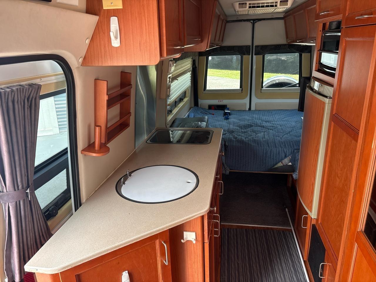 Dodge Sprinter Van 2500 Super High Ceiling 158-in. WB 2006