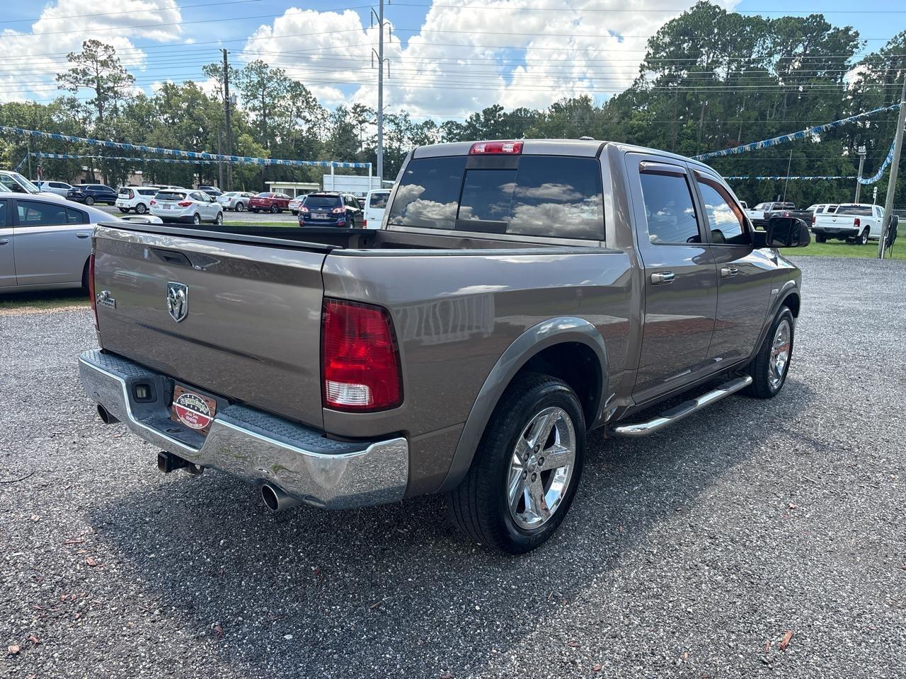 Dodge Ram 1500 SLT Crew Cab 2WD 2009