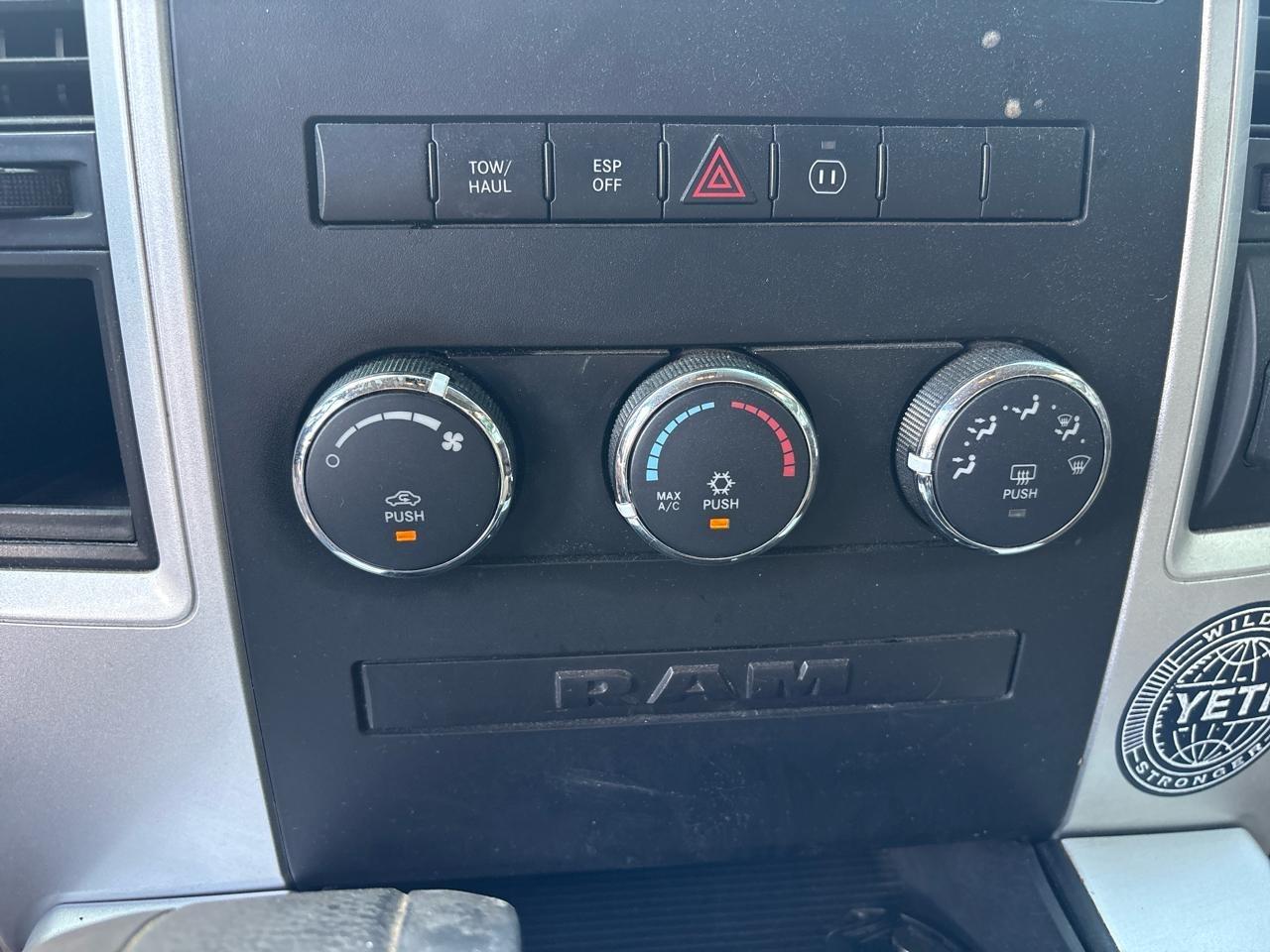 Dodge Ram 1500 SLT Crew Cab 2WD 2009
