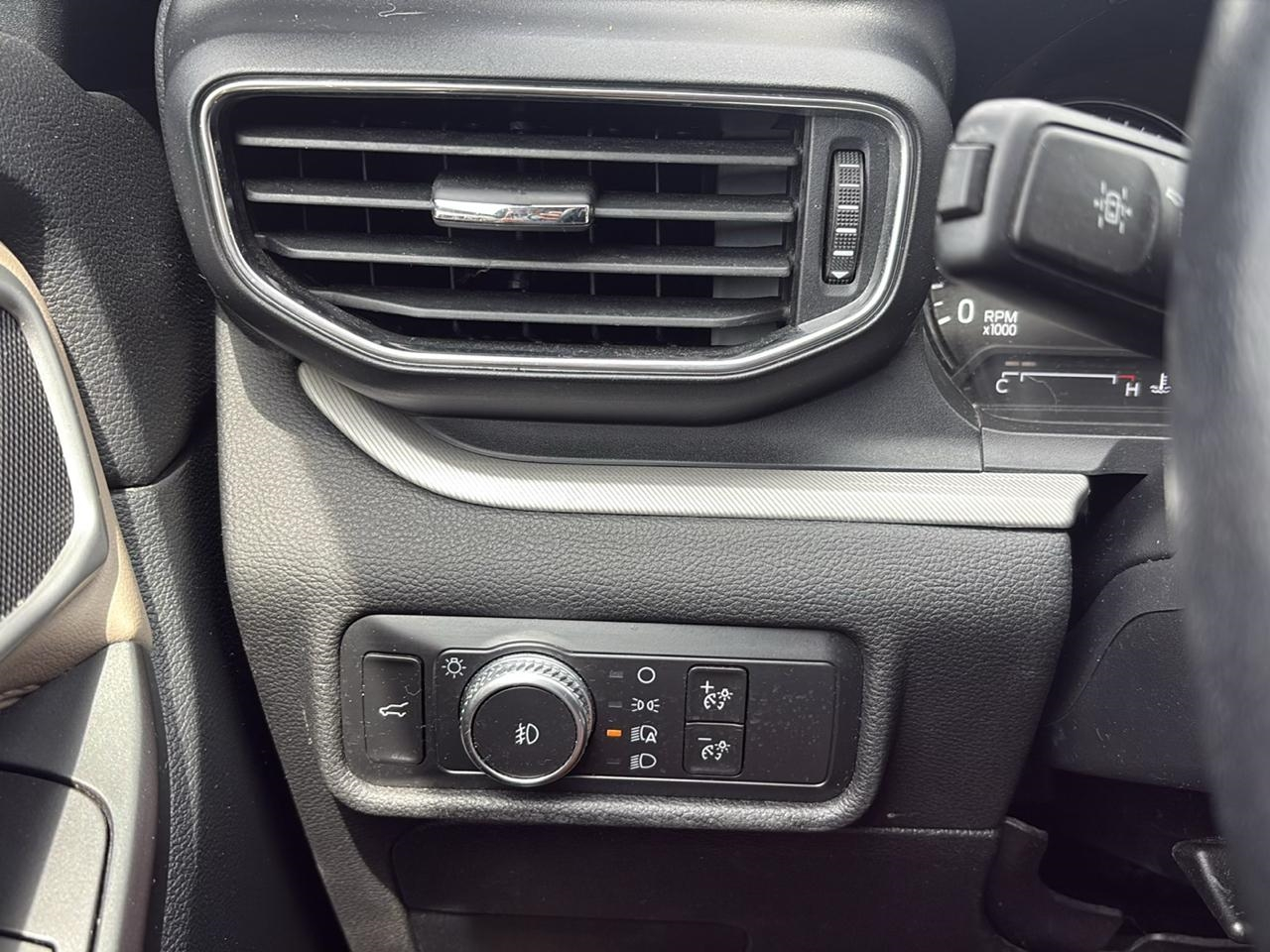 Ford Explorer XLT AWD 2020