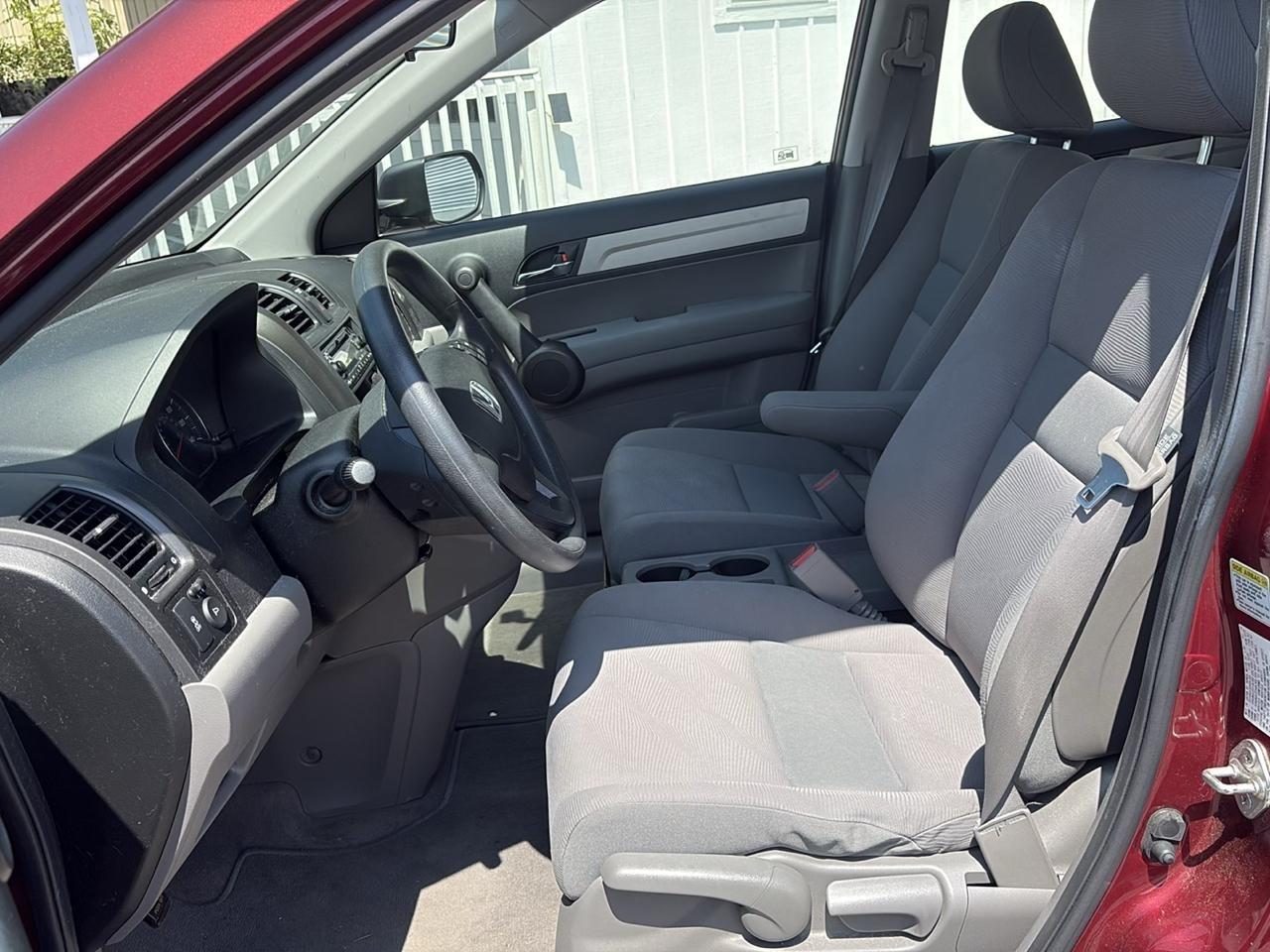 Honda CR-V LX 2WD 5-Speed AT 2010
