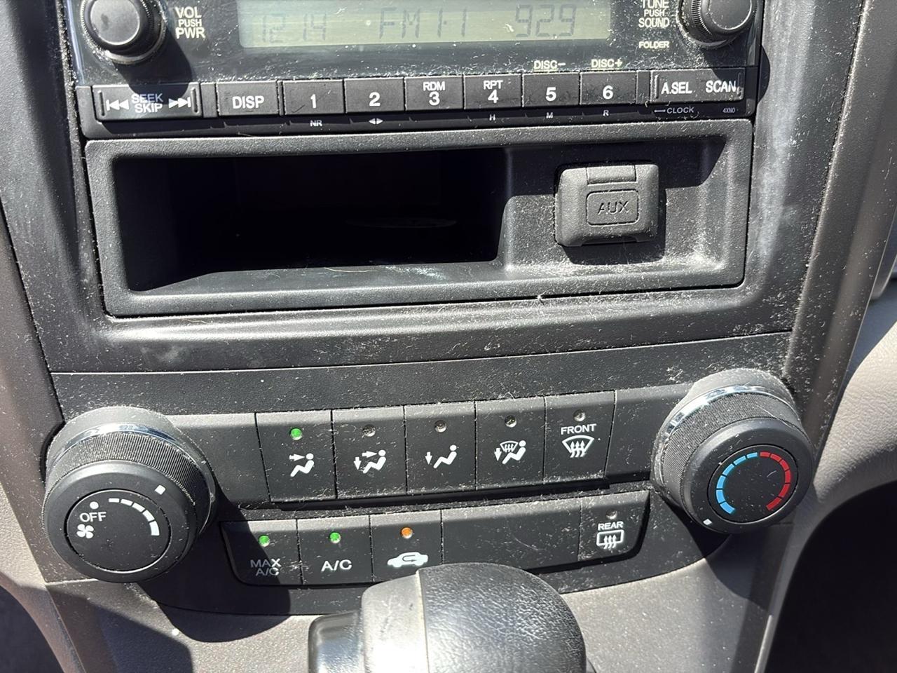 Honda CR-V LX 2WD 5-Speed AT 2010