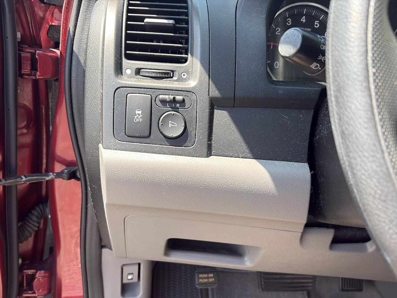 Honda CR-V LX 2WD 5-Speed AT 2010