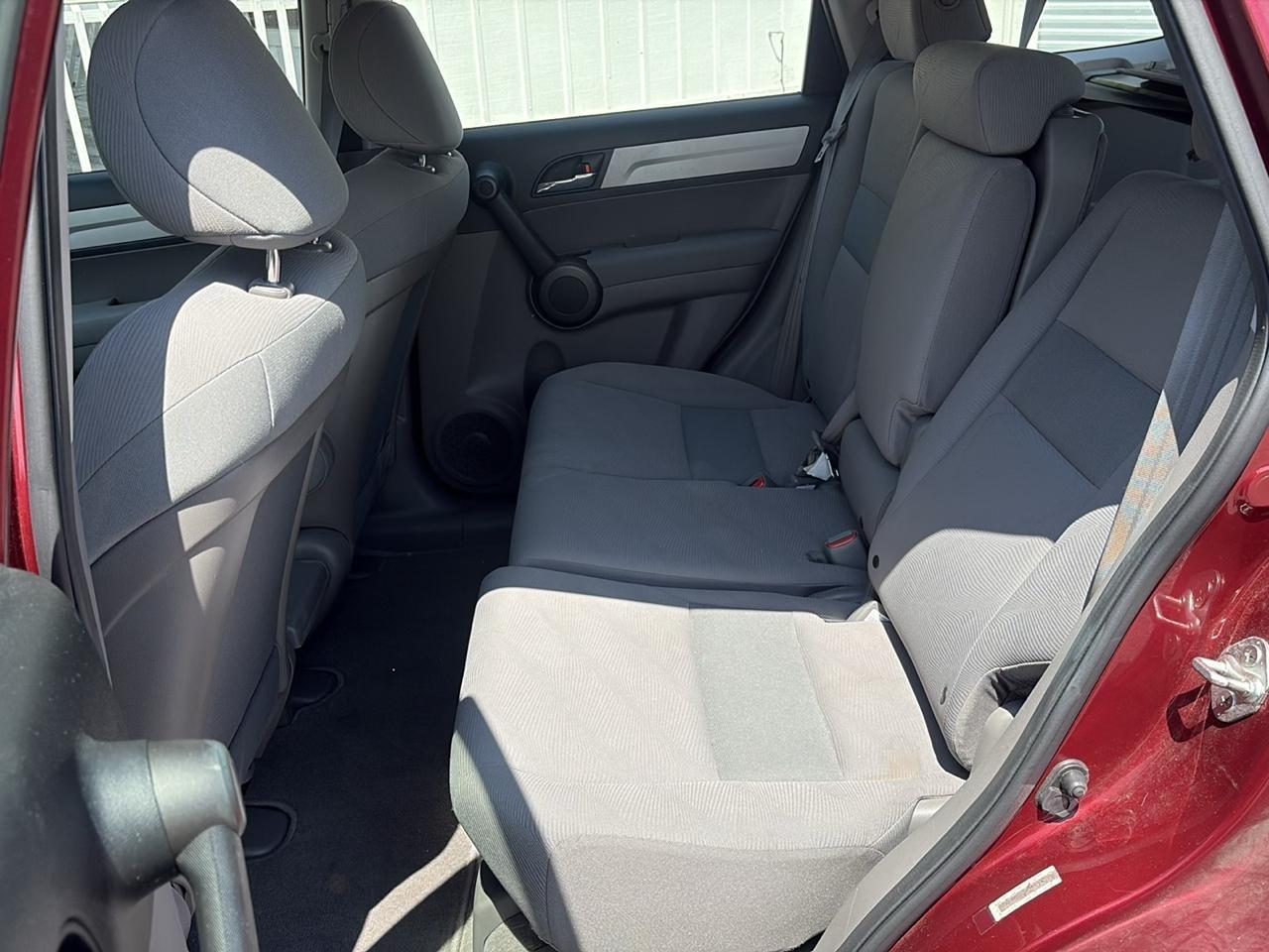 Honda CR-V LX 2WD 5-Speed AT 2010