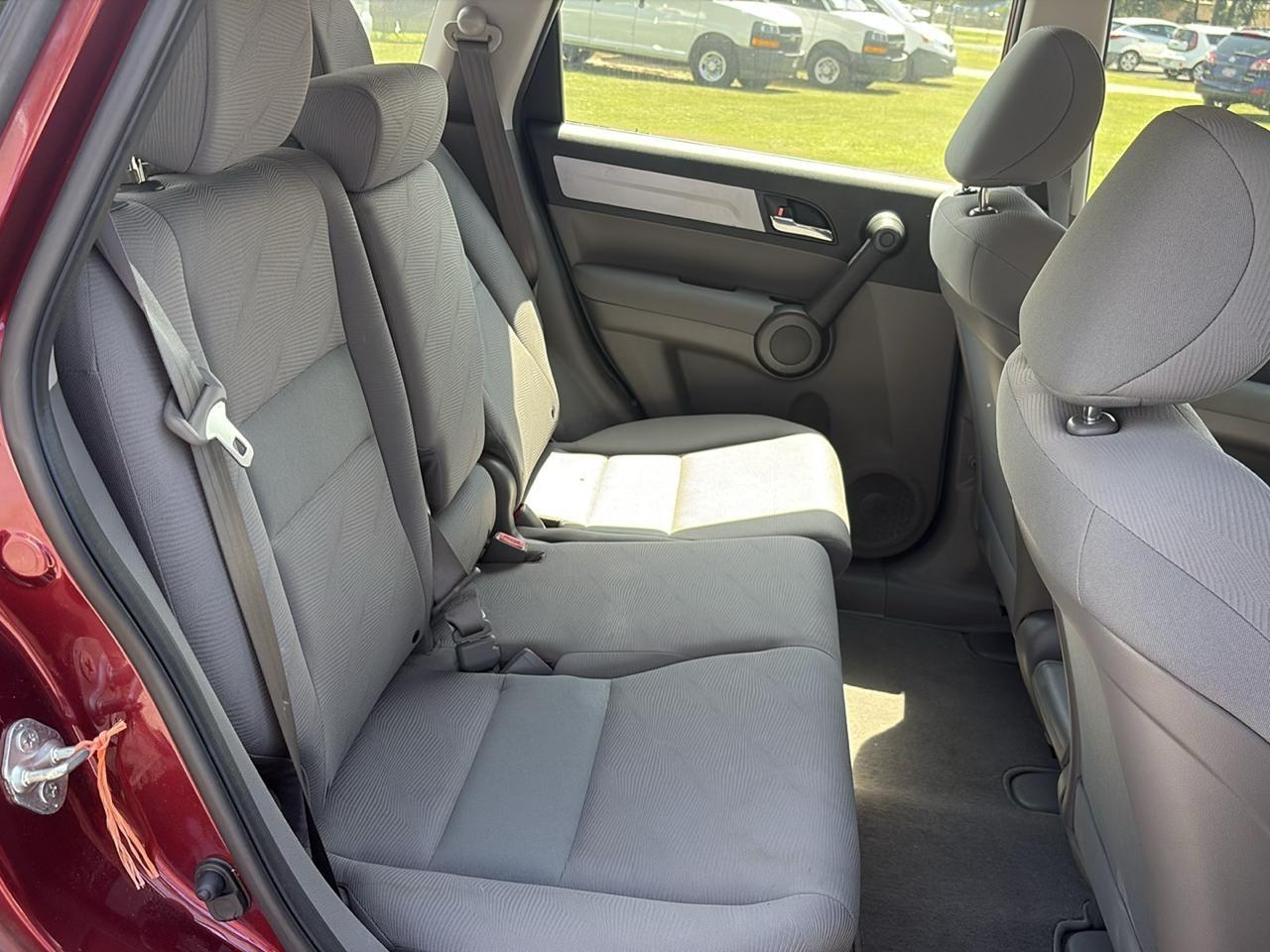 Honda CR-V LX 2WD 5-Speed AT 2010