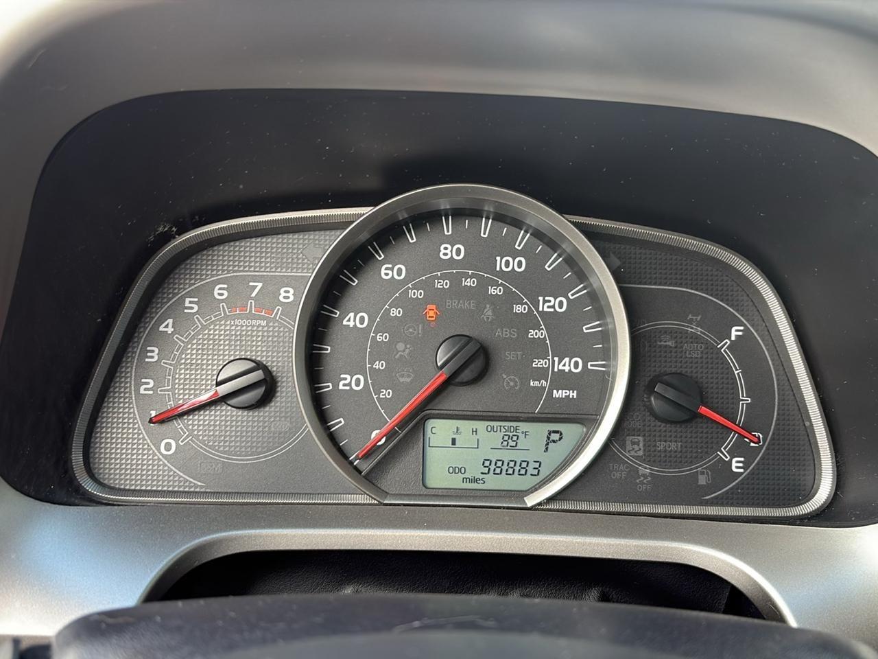 Toyota RAV4 XLE FWD 2015