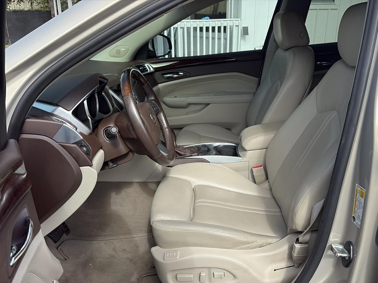 Cadillac SRX Performance Collection 2011