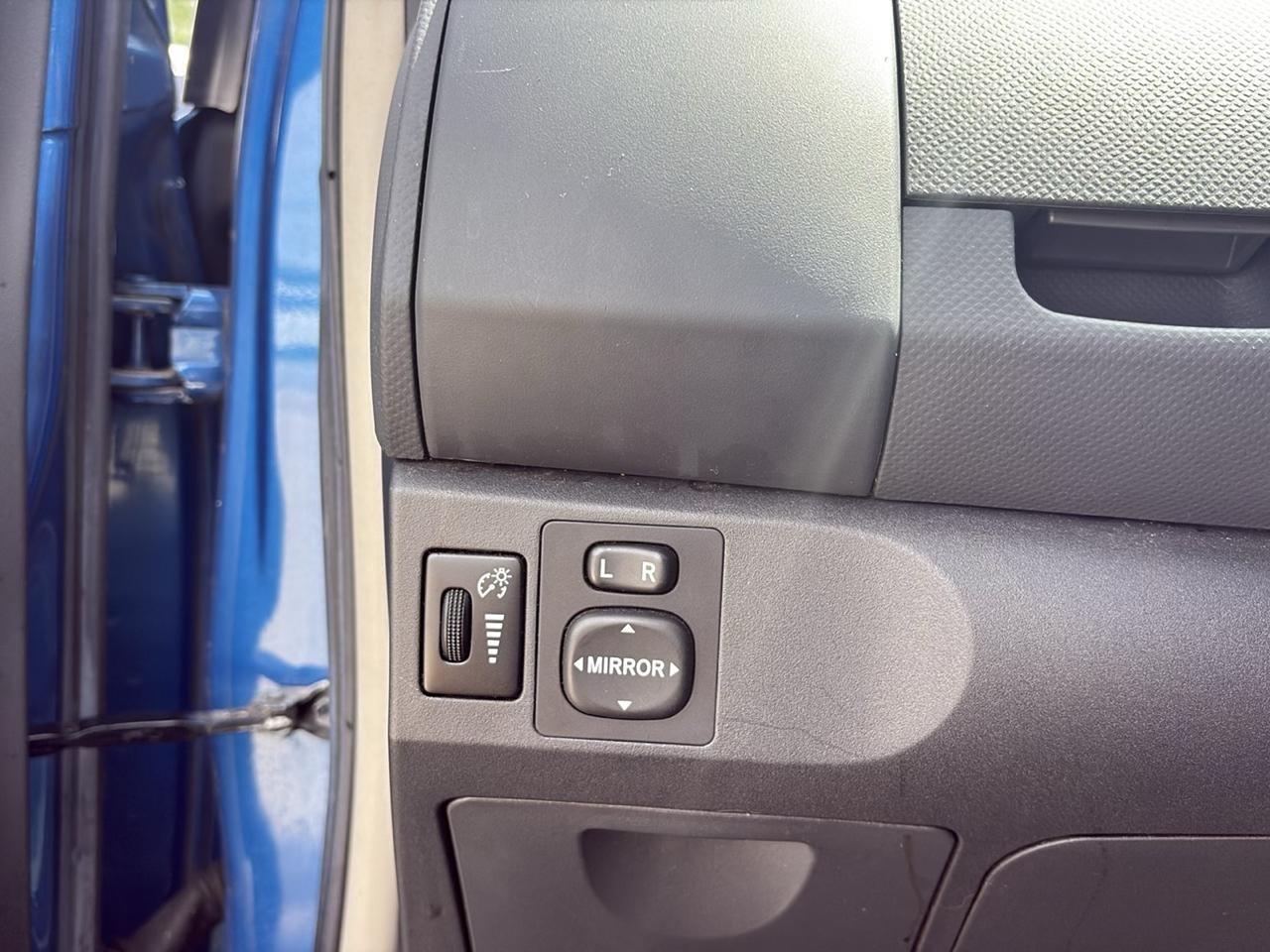 Toyota Yaris Liftback 2008