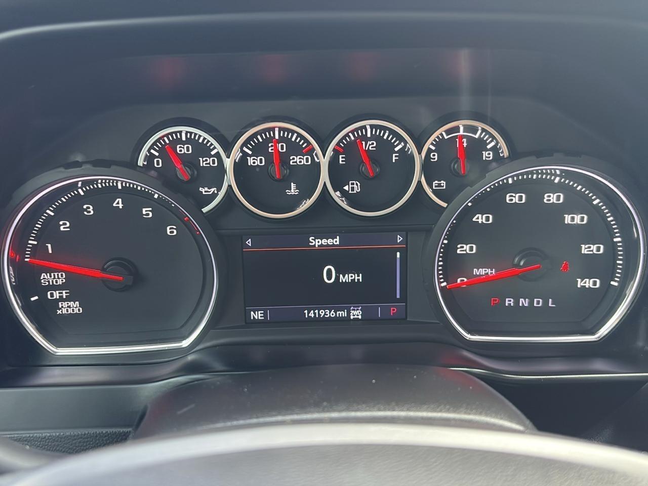Chevrolet Silverado 1500 LT Crew Cab 4WD 2021
