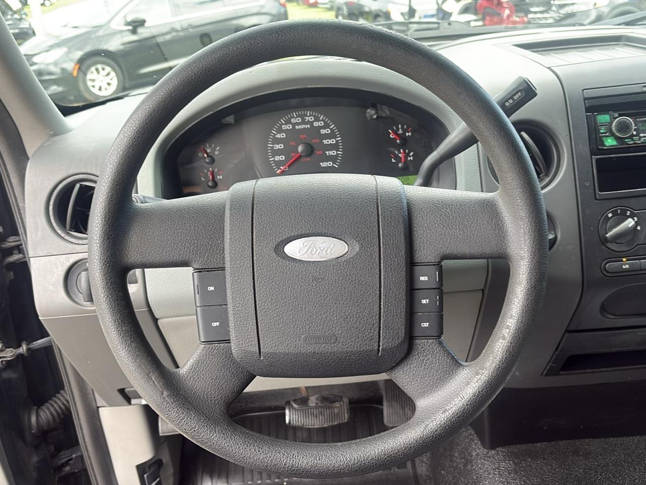 Ford F-150 STX Flareside 2WD 2005