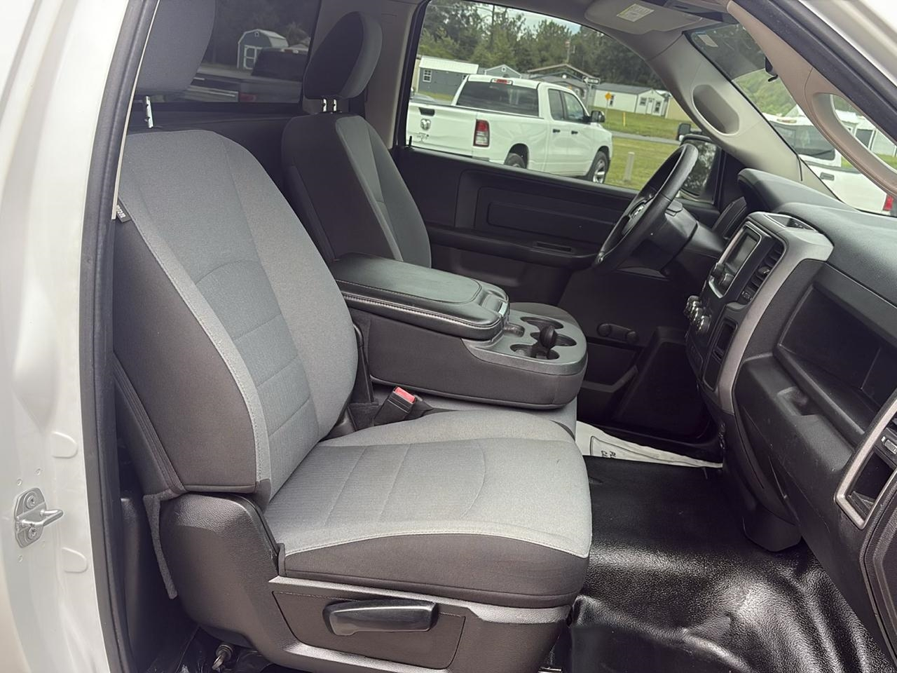 RAM 1500 Classic Tradesman Regular Cab LWB 2WD 2022