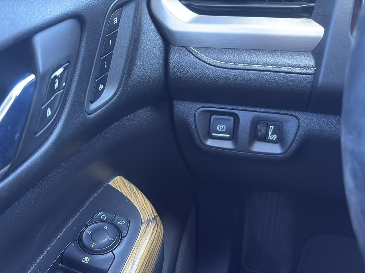 GMC Acadia Denali 2017
