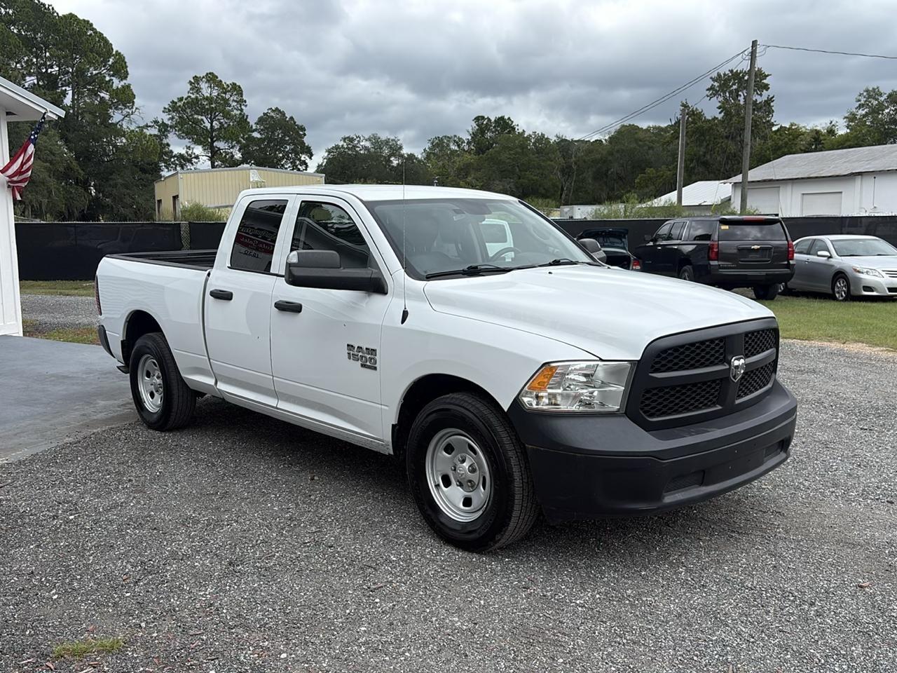RAM 1500 Classic Tradesman Quad Cab 2WD 2023