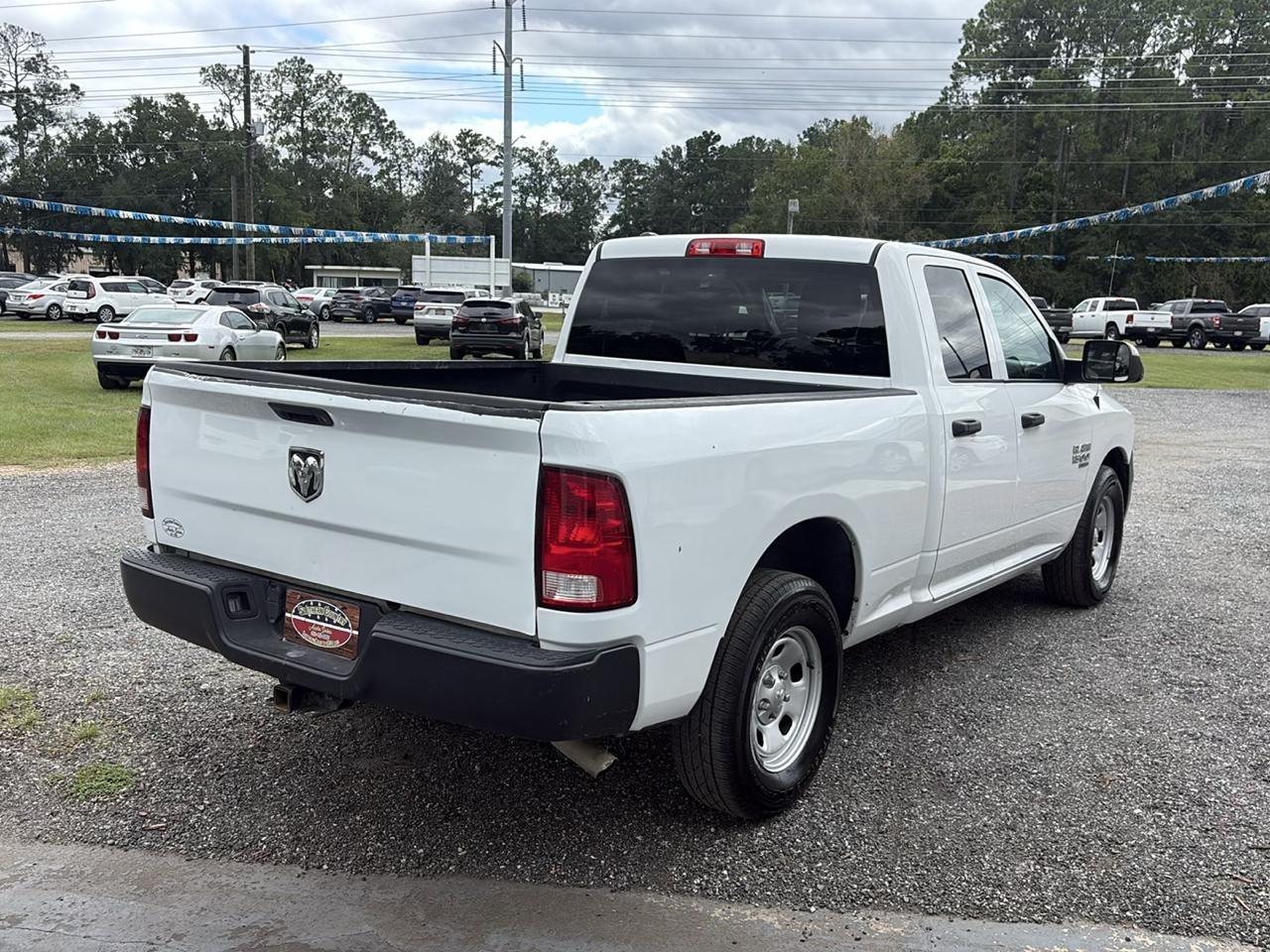 RAM 1500 Classic Tradesman Quad Cab 2WD 2023