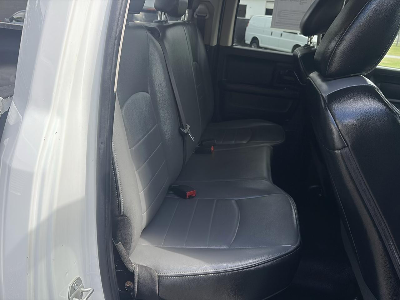 RAM 1500 Classic Tradesman Quad Cab 2WD 2023