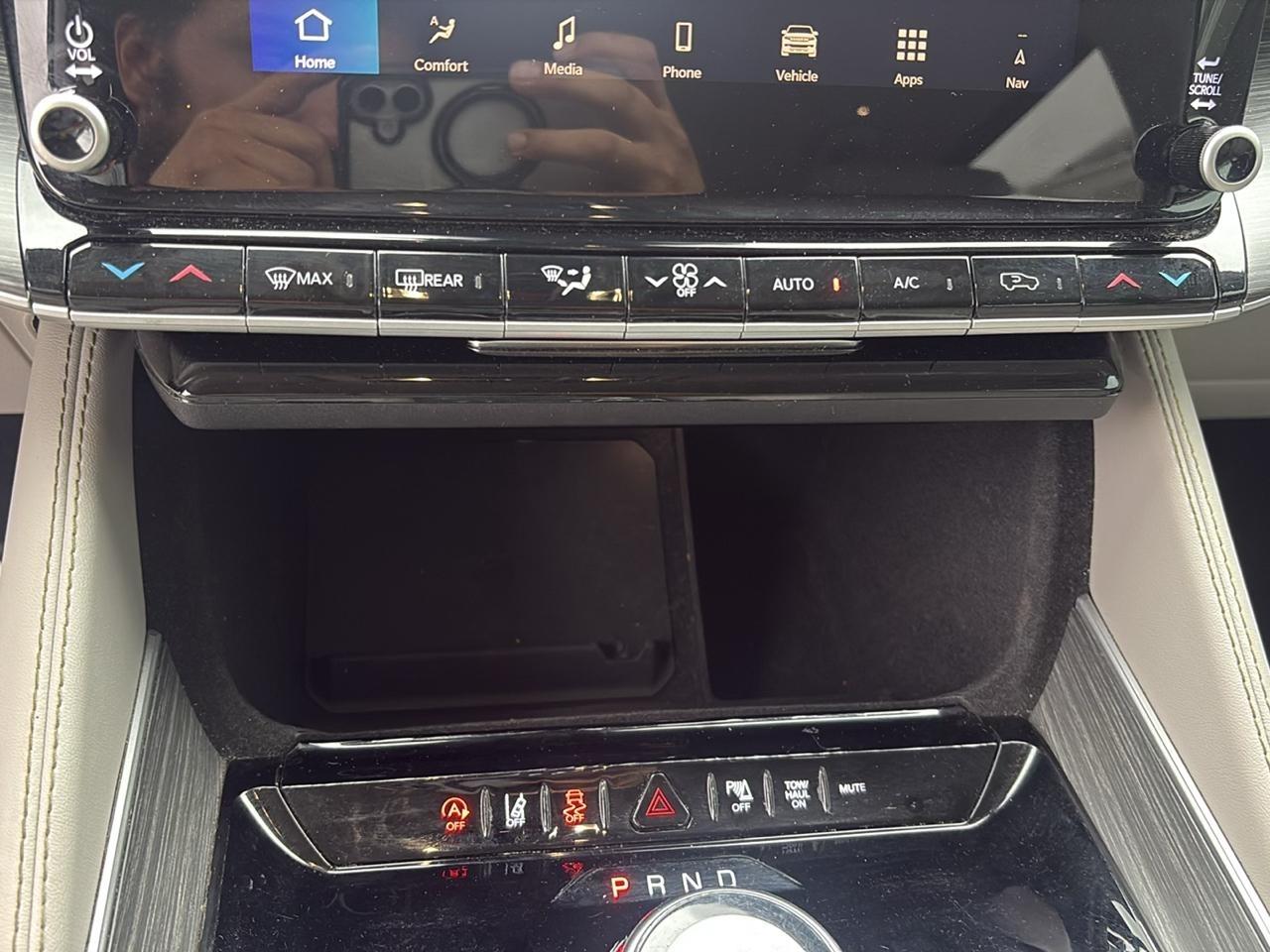Jeep Wagoneer Series II 2024