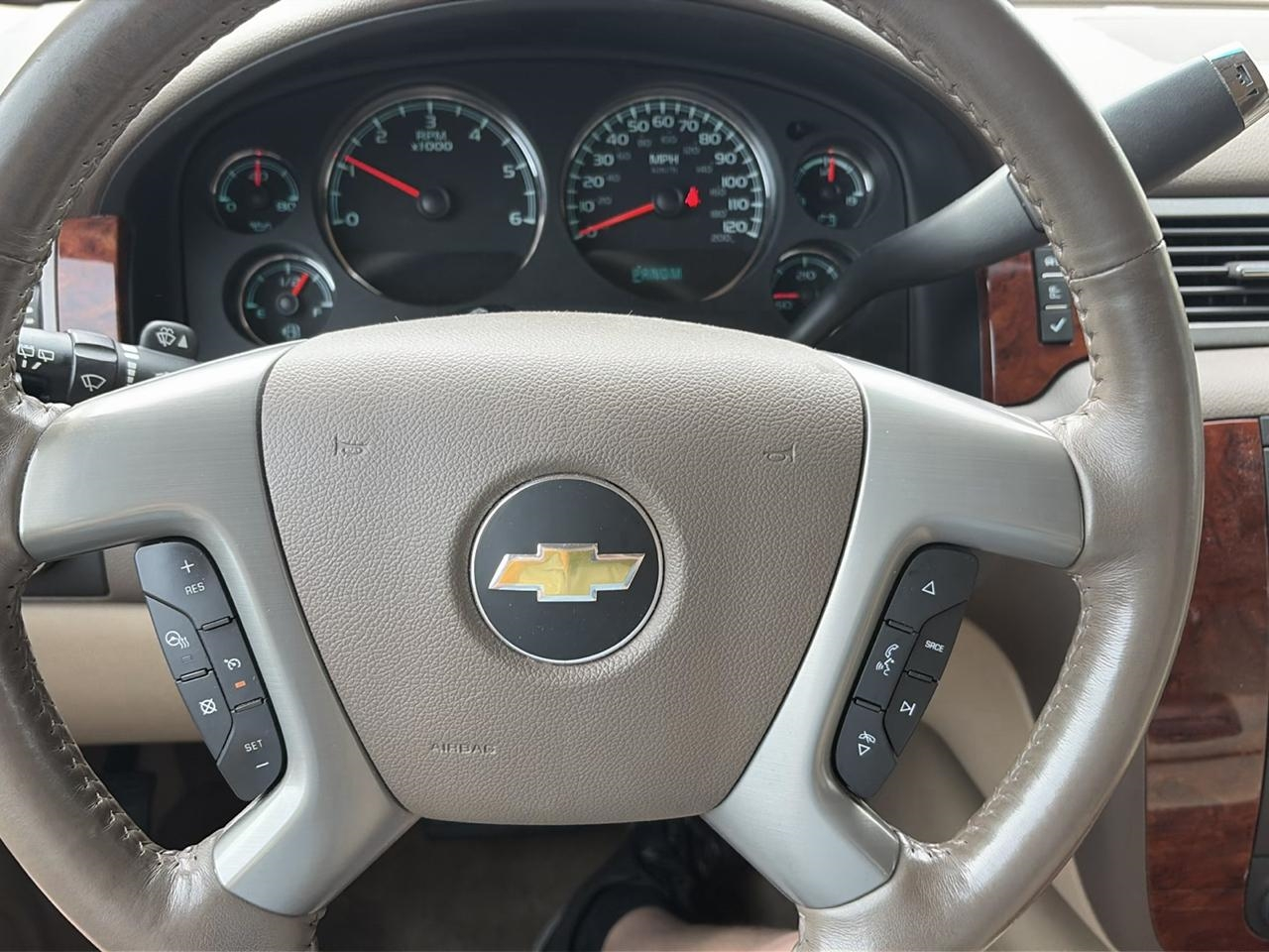 Chevrolet Tahoe LTZ 4WD 2013