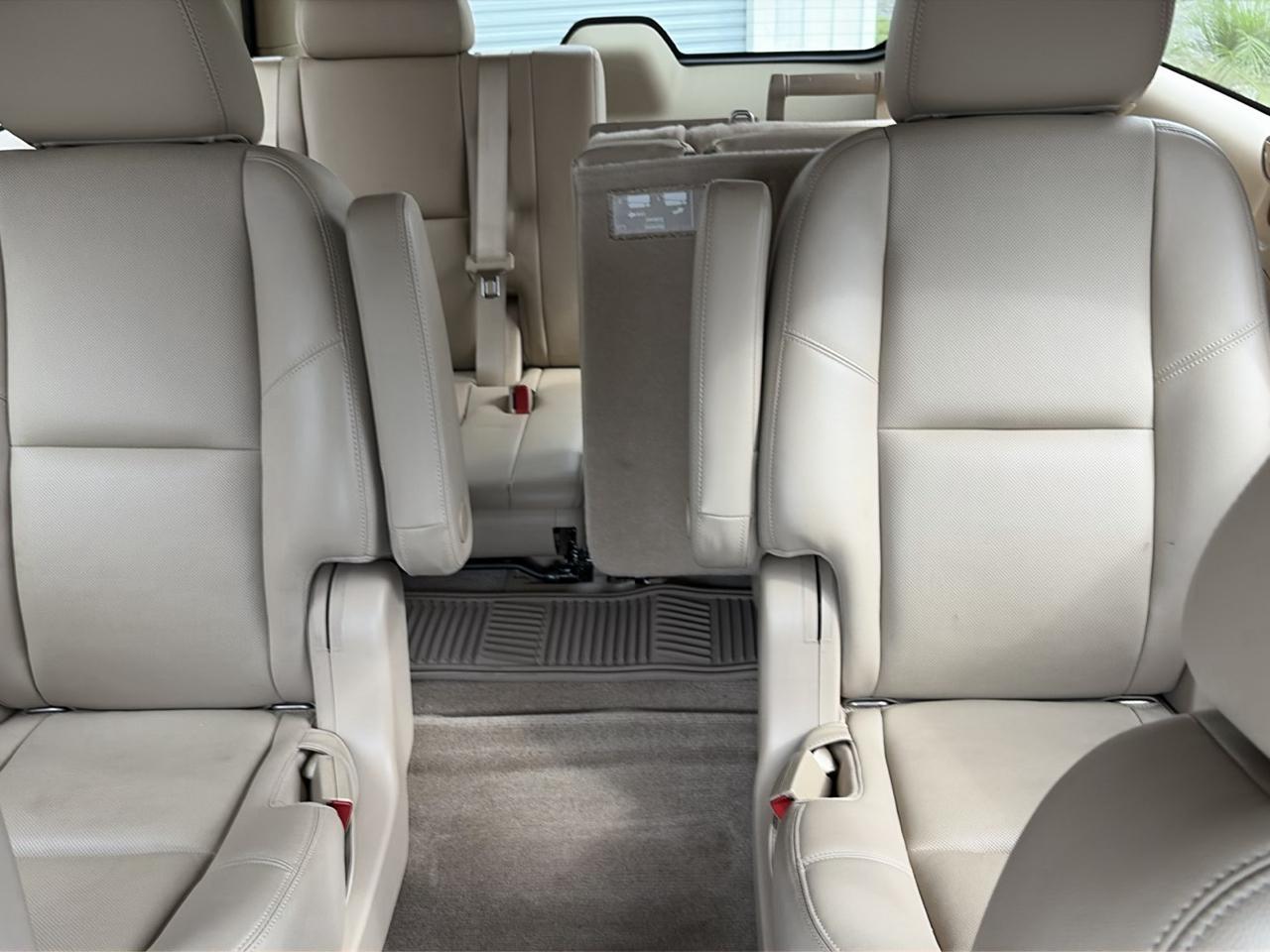 Chevrolet Tahoe LTZ 4WD 2013