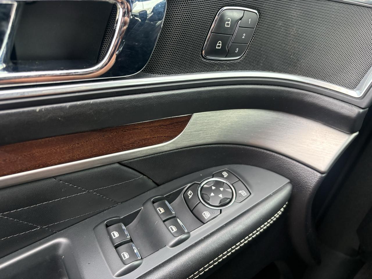 Ford Explorer Platinum AWD 2018