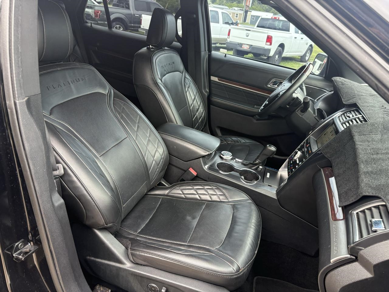 Ford Explorer Platinum AWD 2018