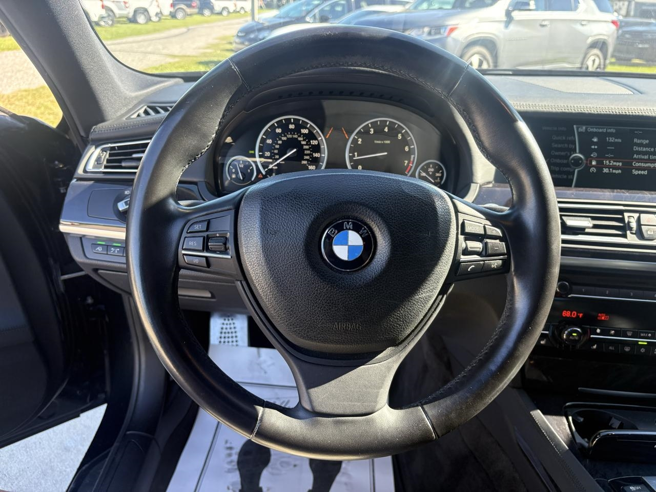 BMW 7-Series 750Li 2011