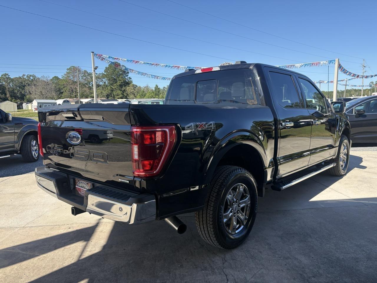 Ford F-150 XLT SuperCrew 5.5-ft. Bed 4WD 2022