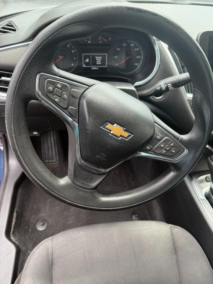 Chevrolet Malibu photo 8
