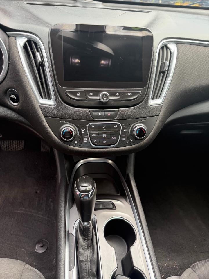 Chevrolet Malibu photo 9