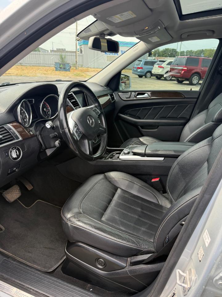 Mercedes-Benz GL-Class photo 5