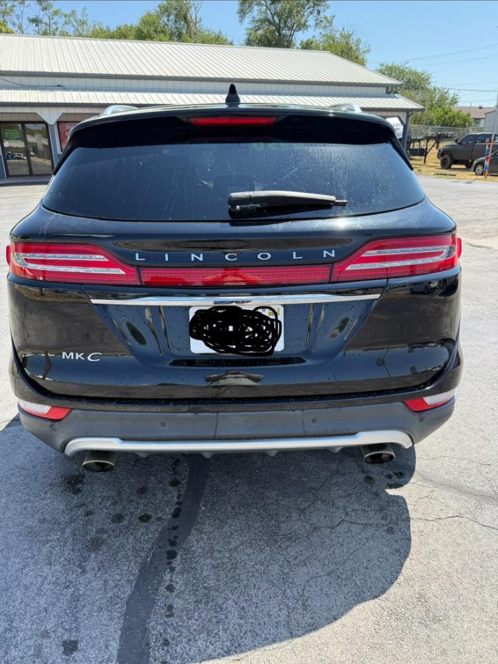 Lincoln MKC photo 4