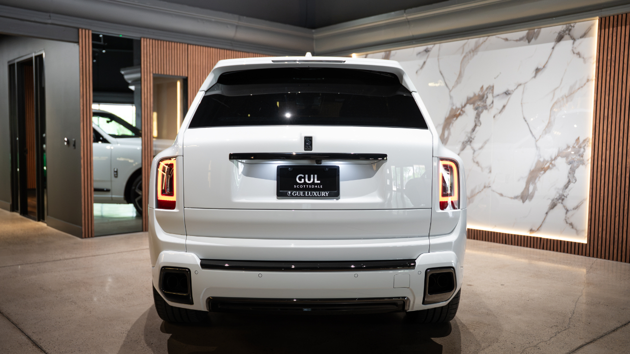 Rolls-Royce Cullinan  2025