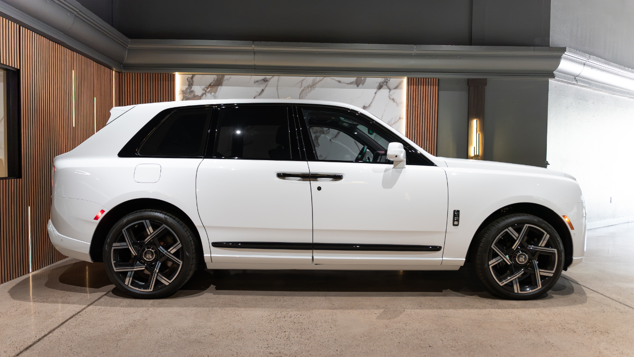 Rolls-Royce Cullinan  2025