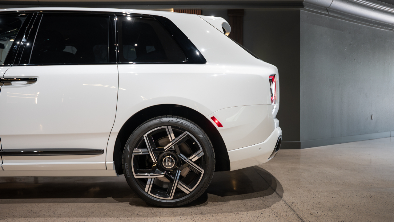 Rolls-Royce Cullinan  2025