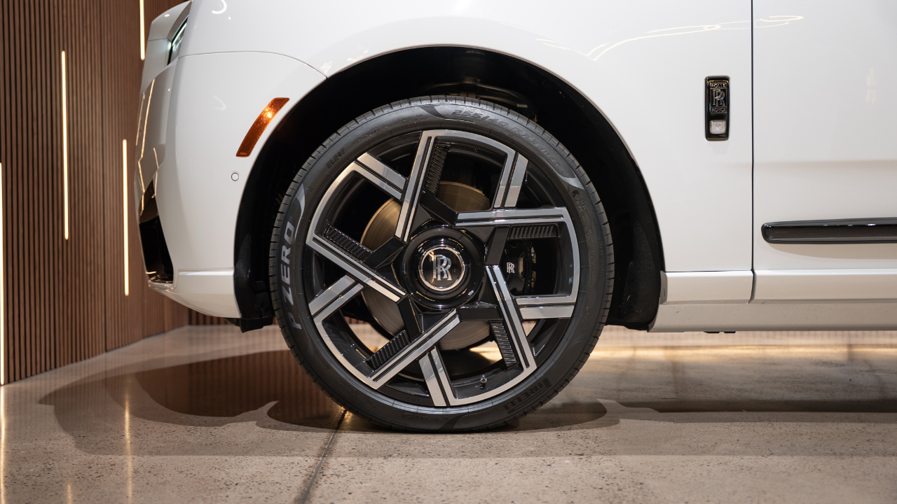 Rolls-Royce Cullinan  2025