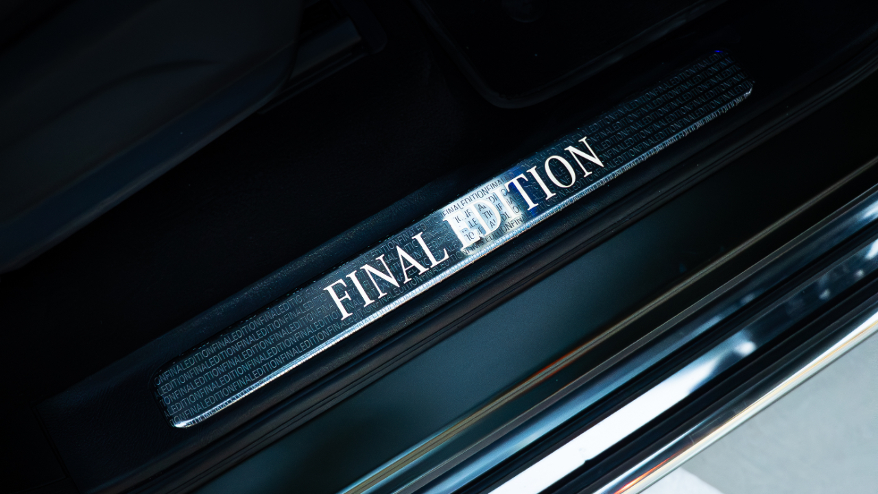 Mercedes-Benz G-Class  2024