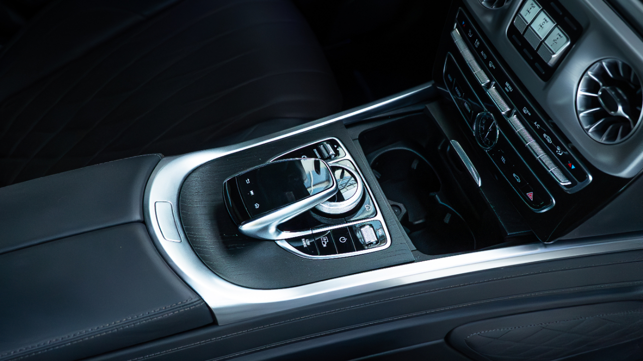 Mercedes-Benz G-Class  2024