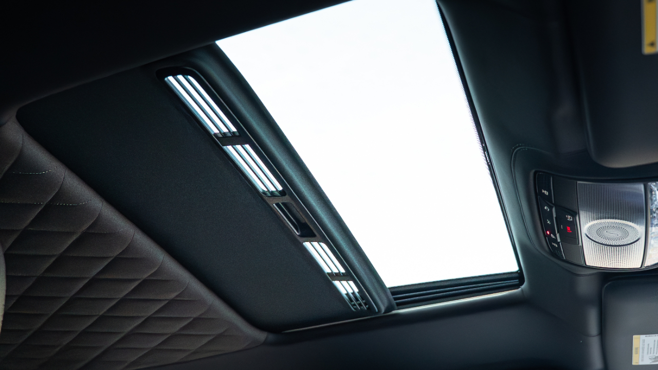 Mercedes-Benz G-Class  2024