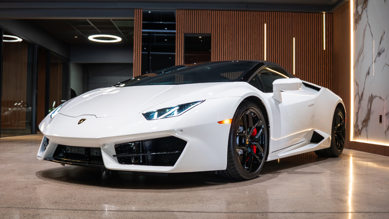 Lamborghini Huracan  2017
